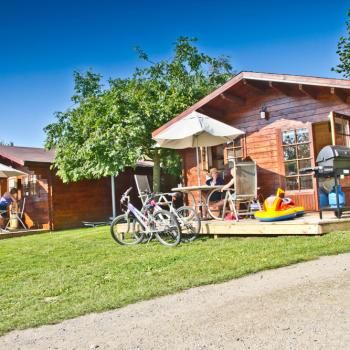 2 log cabins for hire